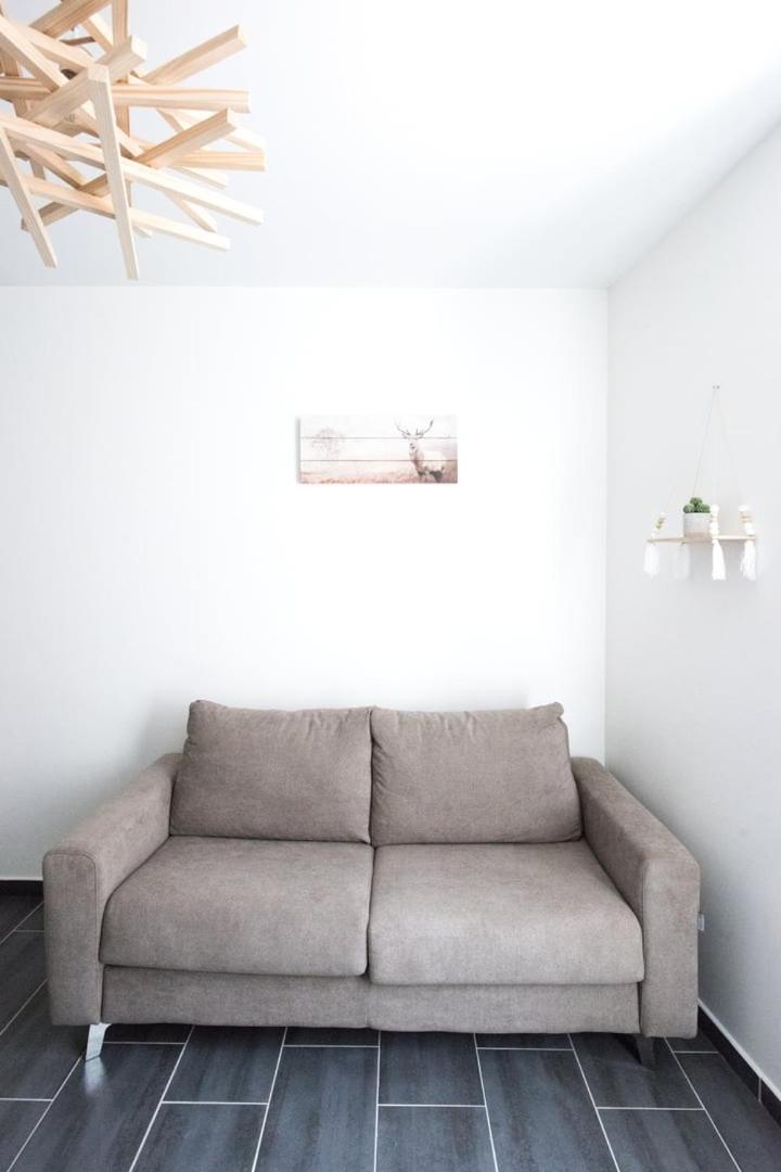 Appartamento Le Hirvi - cocon zen et épuré à 10min Vieux Lione Esterno foto