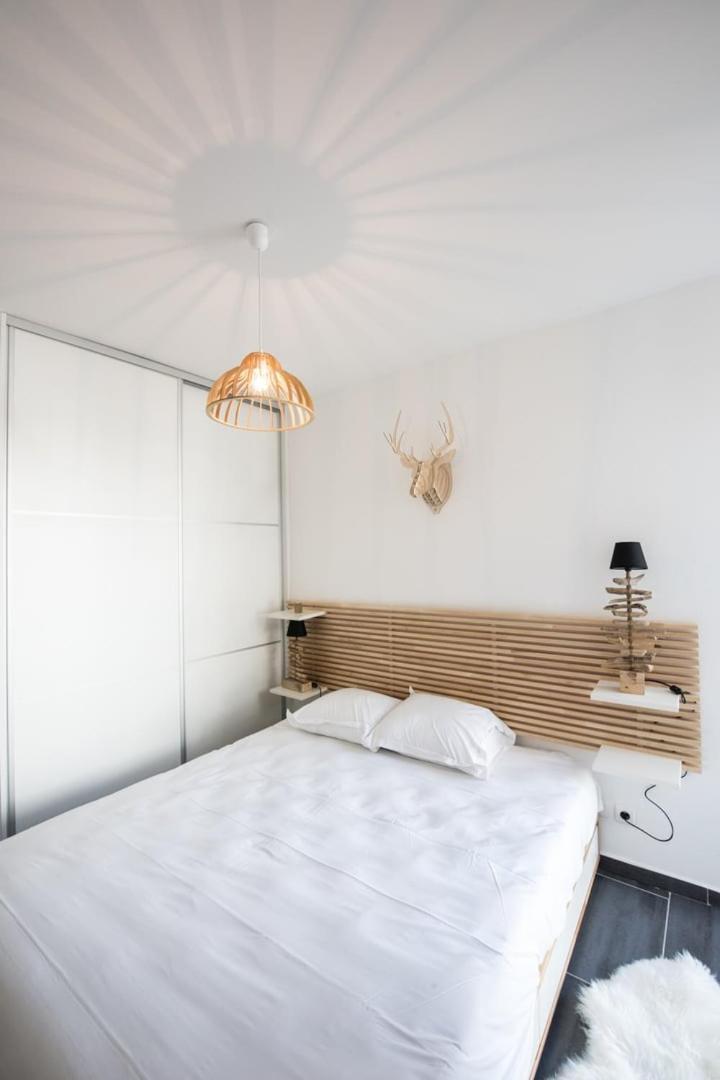 Appartamento Le Hirvi - cocon zen et épuré à 10min Vieux Lione Esterno foto